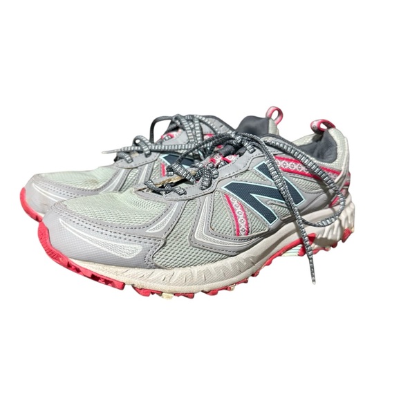 New Balance Women's 410 V5 Trail Running Shoe Pink Gray Size 10 - Picture 1 of 8